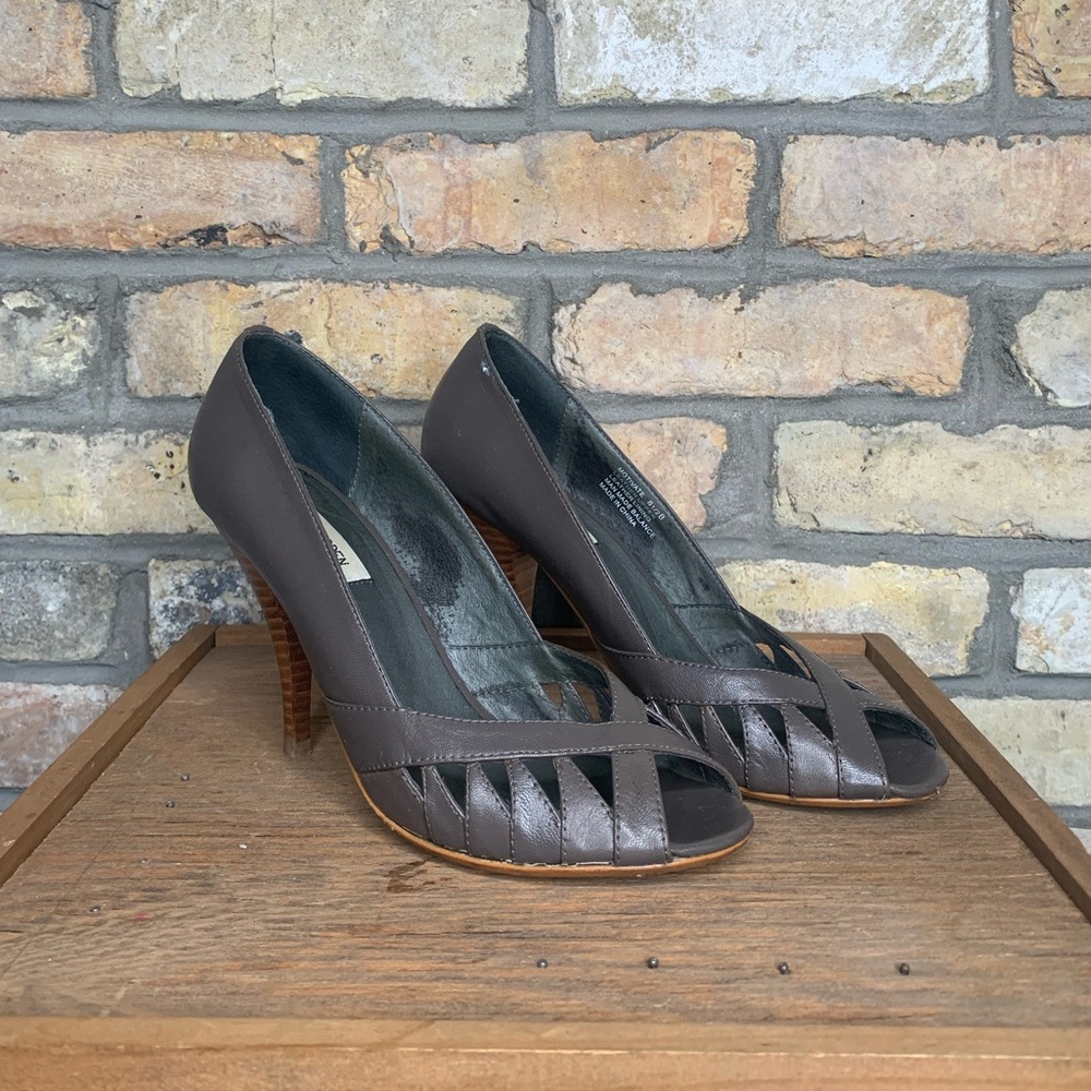 Steve Madden ‘Motivate’ Open-toed Pumps